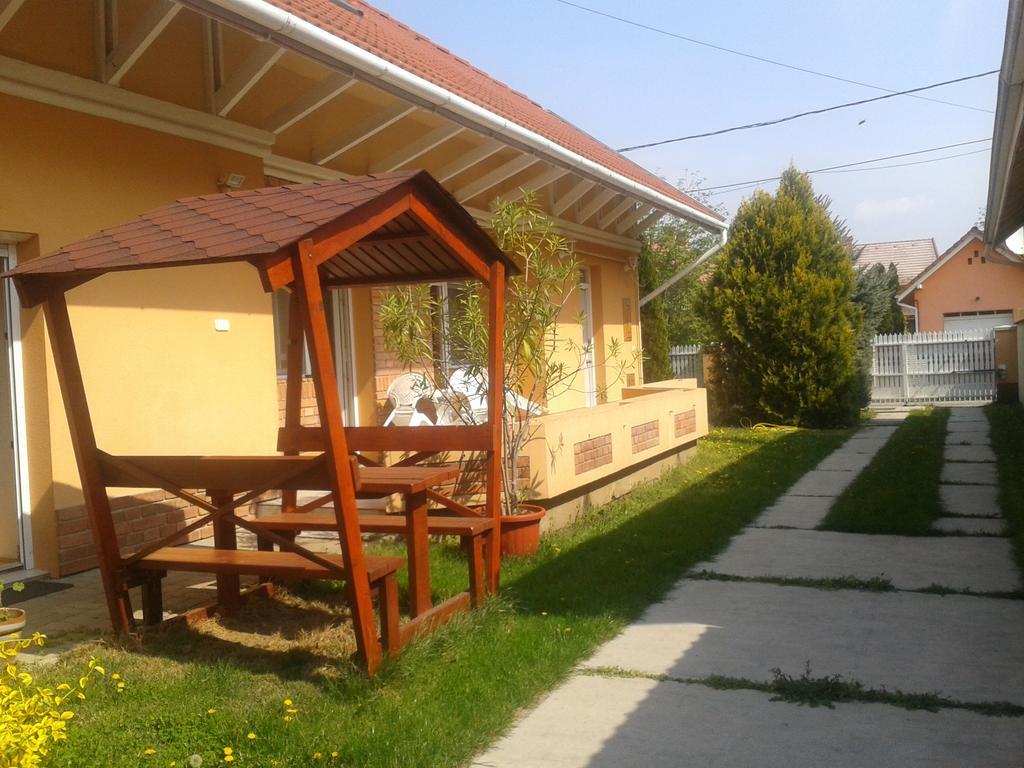 Tulipan Vendeghaz Διαμέρισμα Hajdúszoboszló Εξωτερικό φωτογραφία